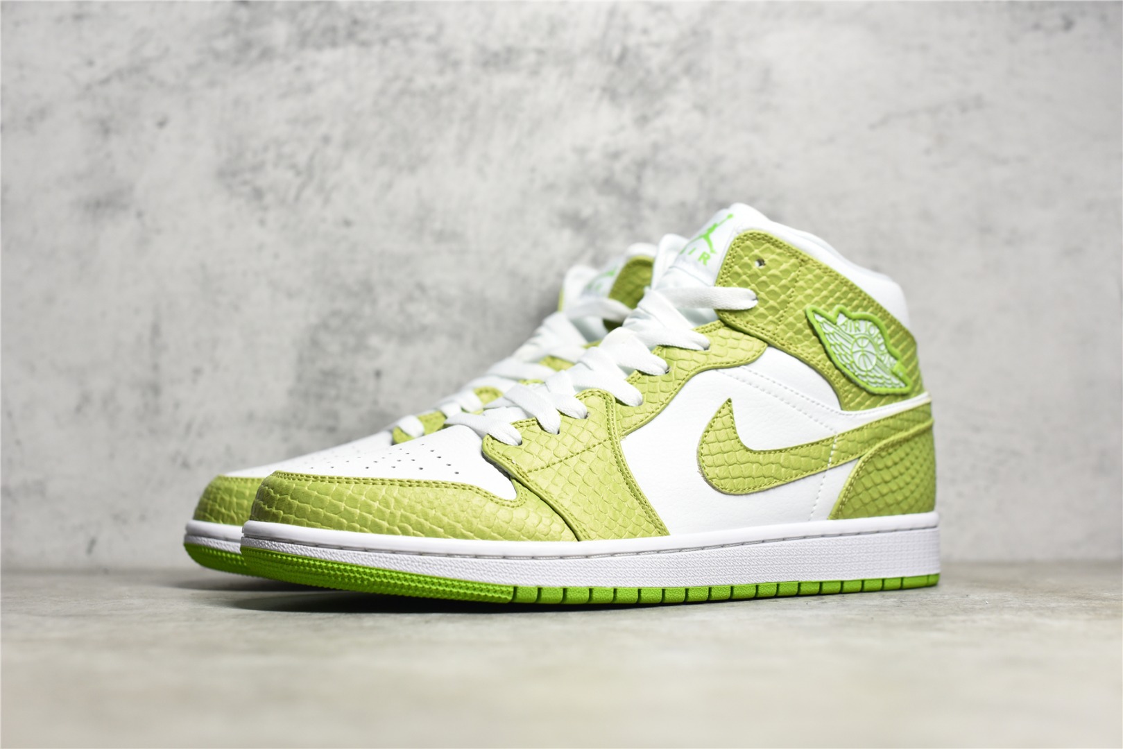Basketball Shoes-2
